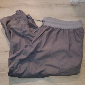 New women's North Face Aphrdit Capri pants size 2XL